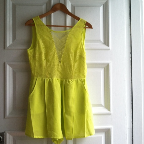 Bright Lemon Lace Romper - Picture 2 of 3